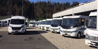 Anbieter - Fahrzeugtypen: Wohnmobil - Carawero AG die Wohnmobil Vermietung im Herzen der Schweiz - Carawero AG